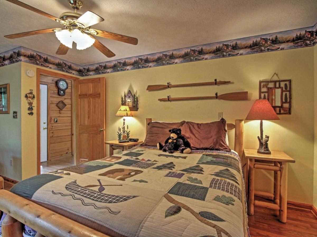 Idyllic Cabin With Hot Tub Less Than 2 Mi To Dollywood! Sevierville Exterior foto