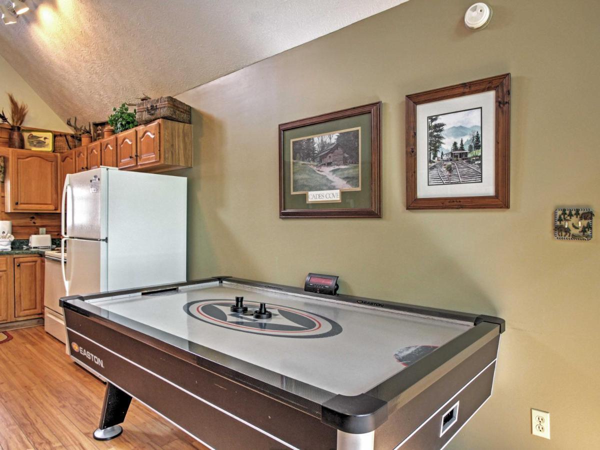 Idyllic Cabin With Hot Tub Less Than 2 Mi To Dollywood! Sevierville Exterior foto